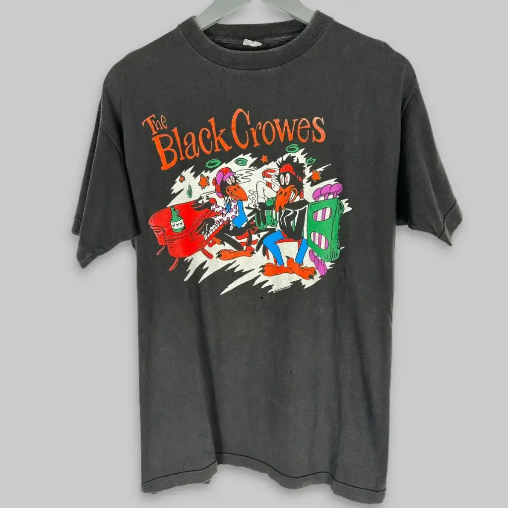 樂隊 T 恤 × 復古黑烏鴉樂隊款